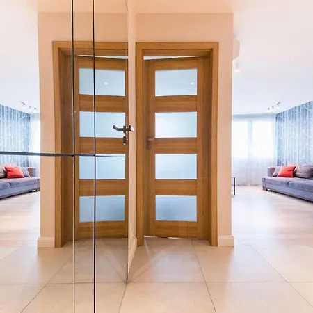 A Flat With View On Palace Of Culture City Center Warsaw Exterior photo