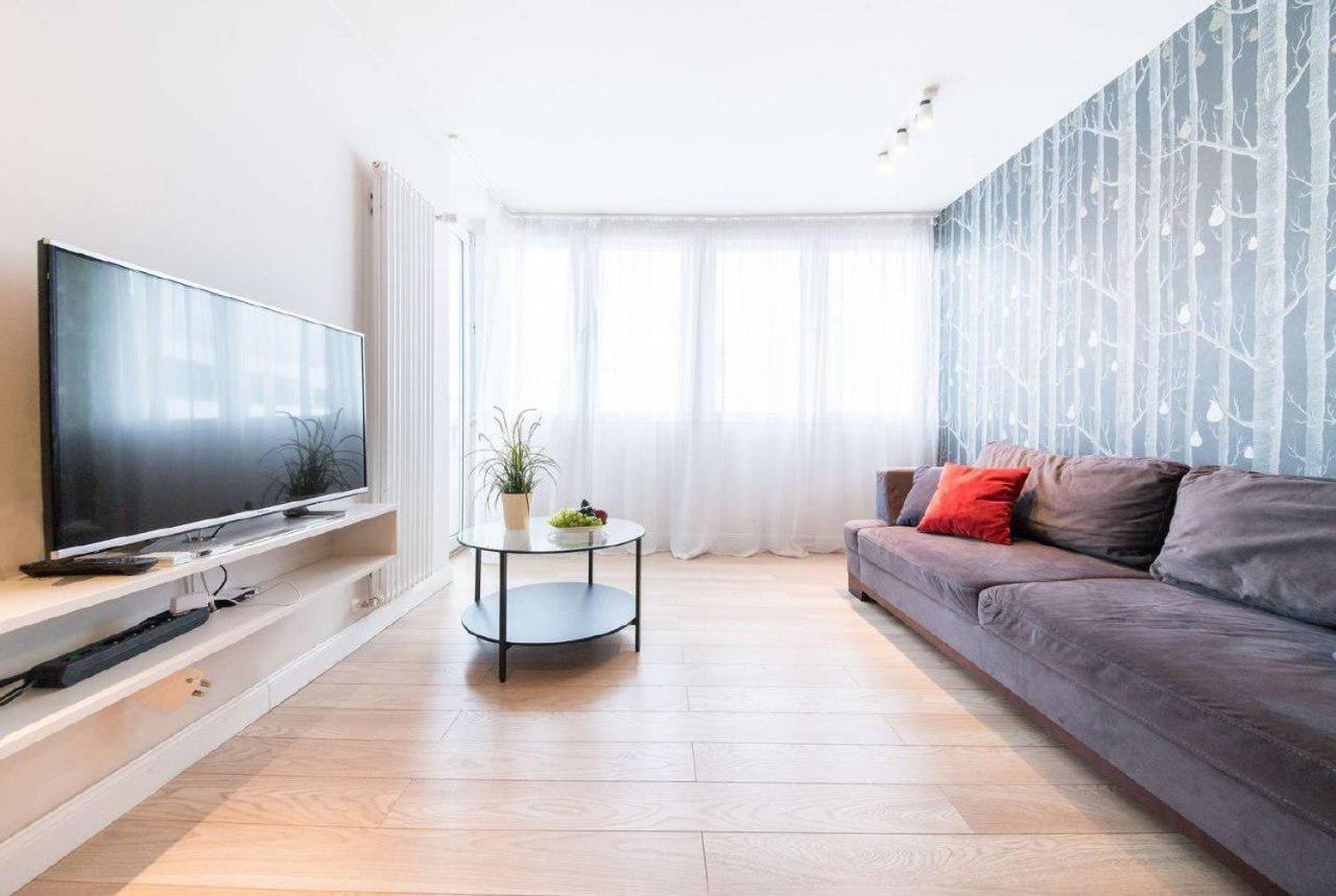 A Flat With View On Palace Of Culture Center Warsaw