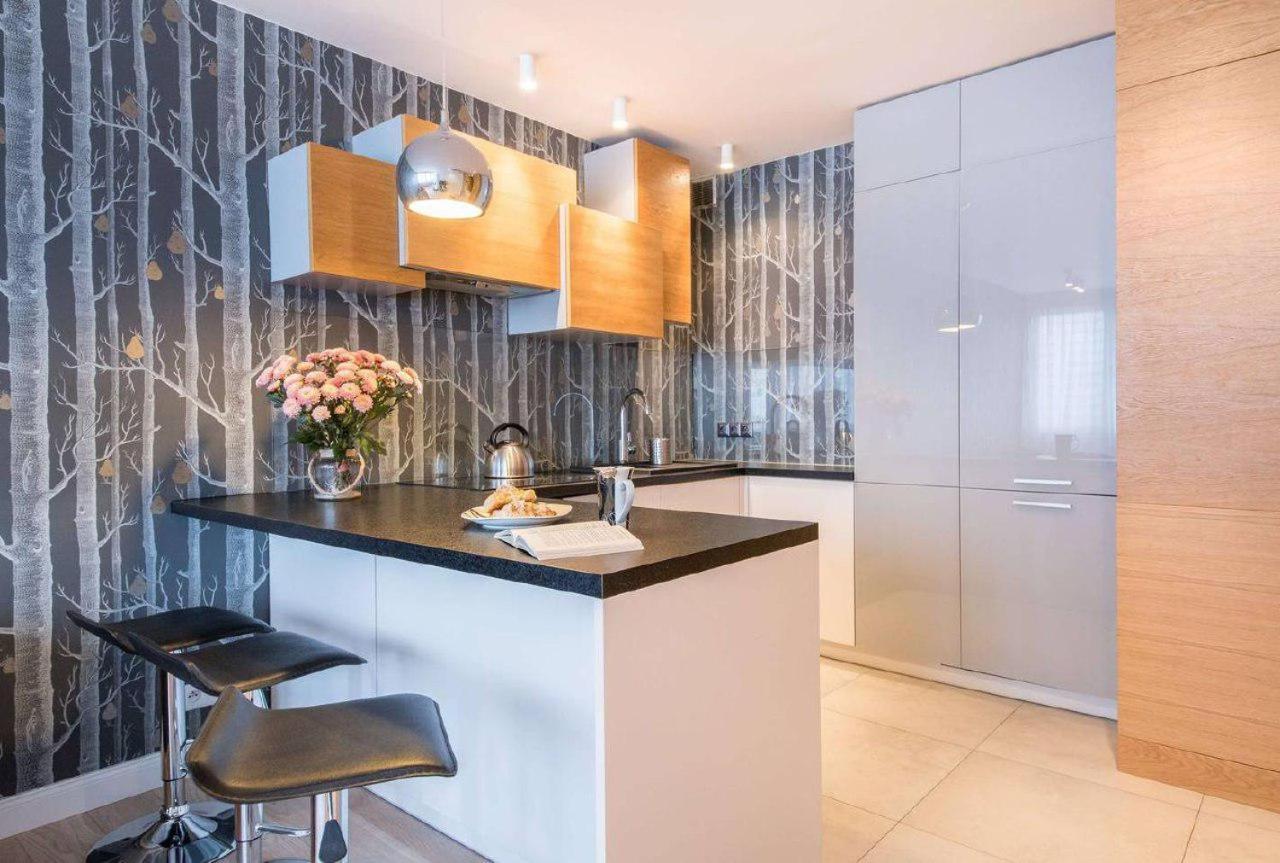 A Flat With View On Palace Of Culture Center Warsaw
